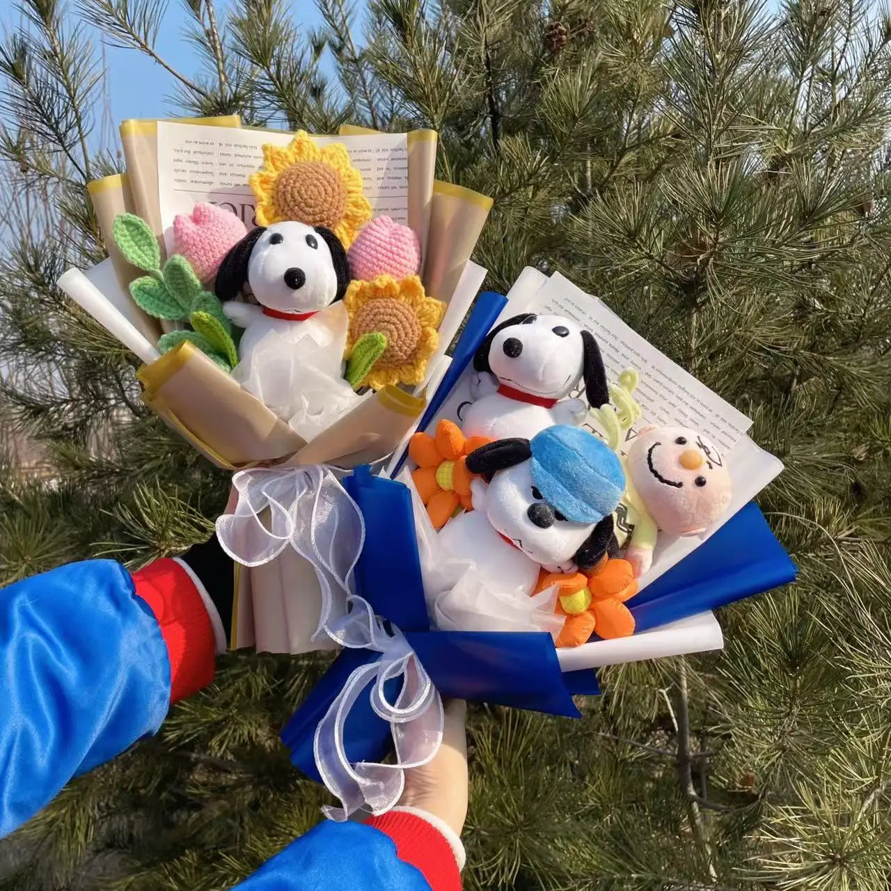 Snoopy Plush Valentine's Day Bouquet
