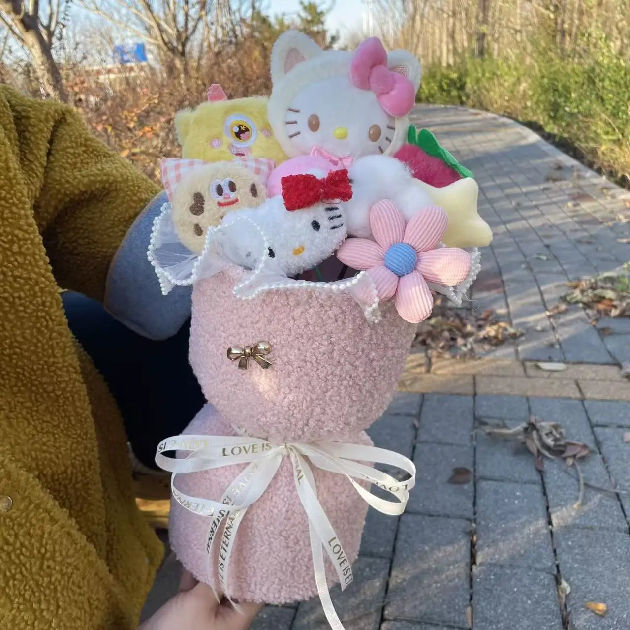 Sanrio Characters Valentine's Day Plush Bouquets 40-35cm